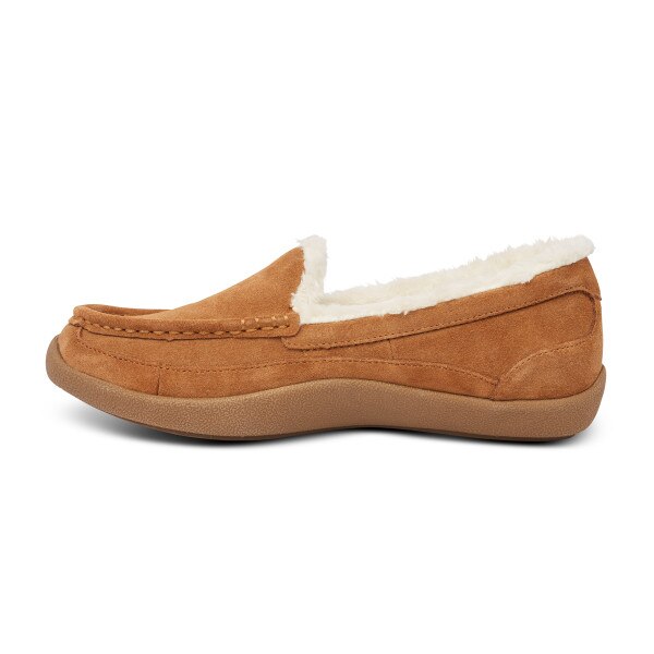 No. 39 Slipper Moc Toe in Camel
